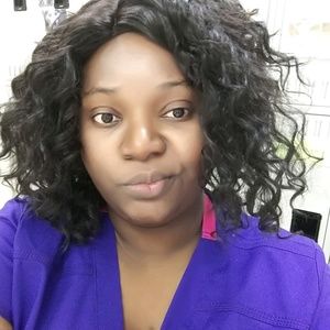 Meet your Posher, Shemika